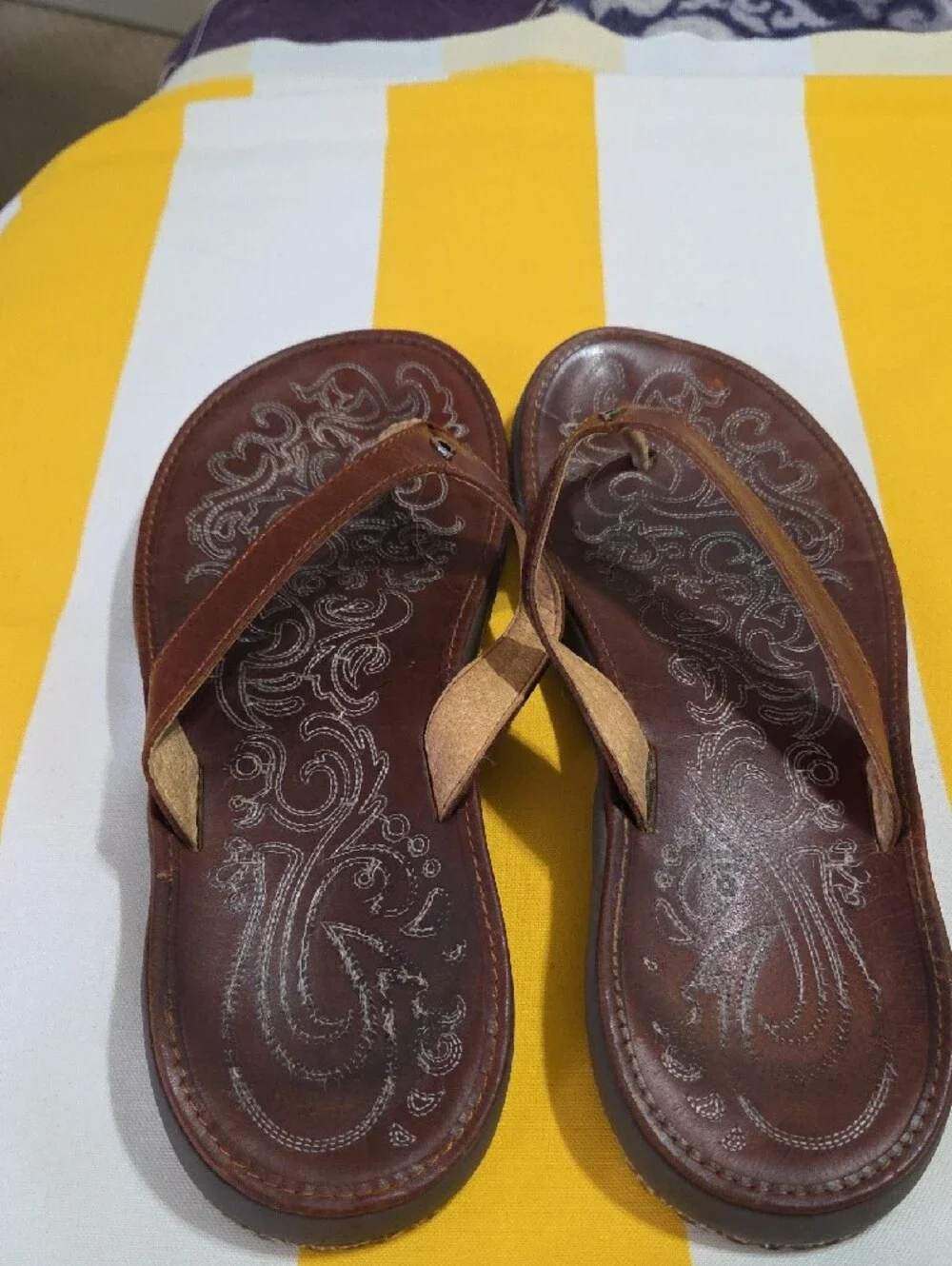 OluKai Brown Leather Women's Embroidered Flip-Flop Sandals